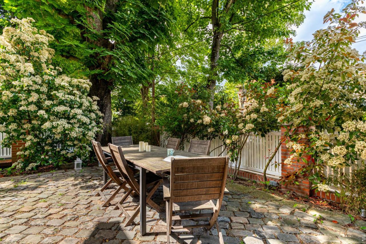 Modern Apartement Grand Paris, Tv Salon, Sharing Garden, Villa Des Ammonites Мёдон Экстерьер фото